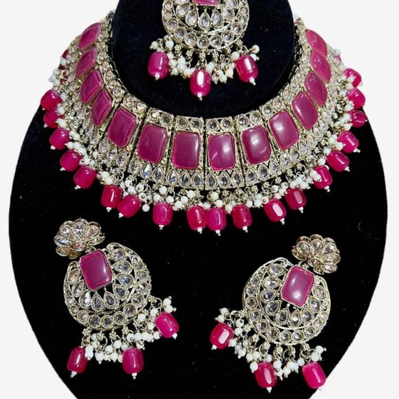 Gold Plated Crystal Stone & Beads Choker Necklace Set - Picture 6 of 7